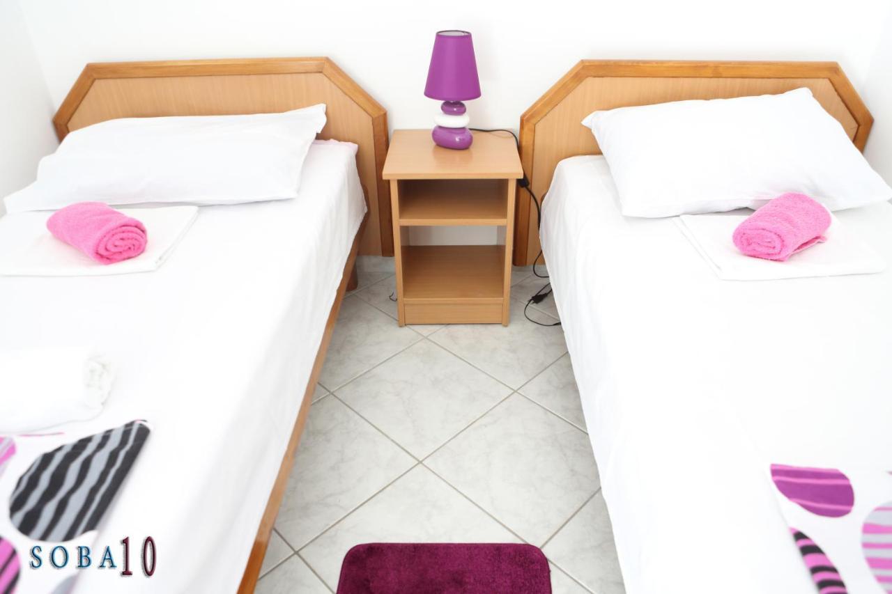 Apartmani Jedro Rafailovici Exterior photo