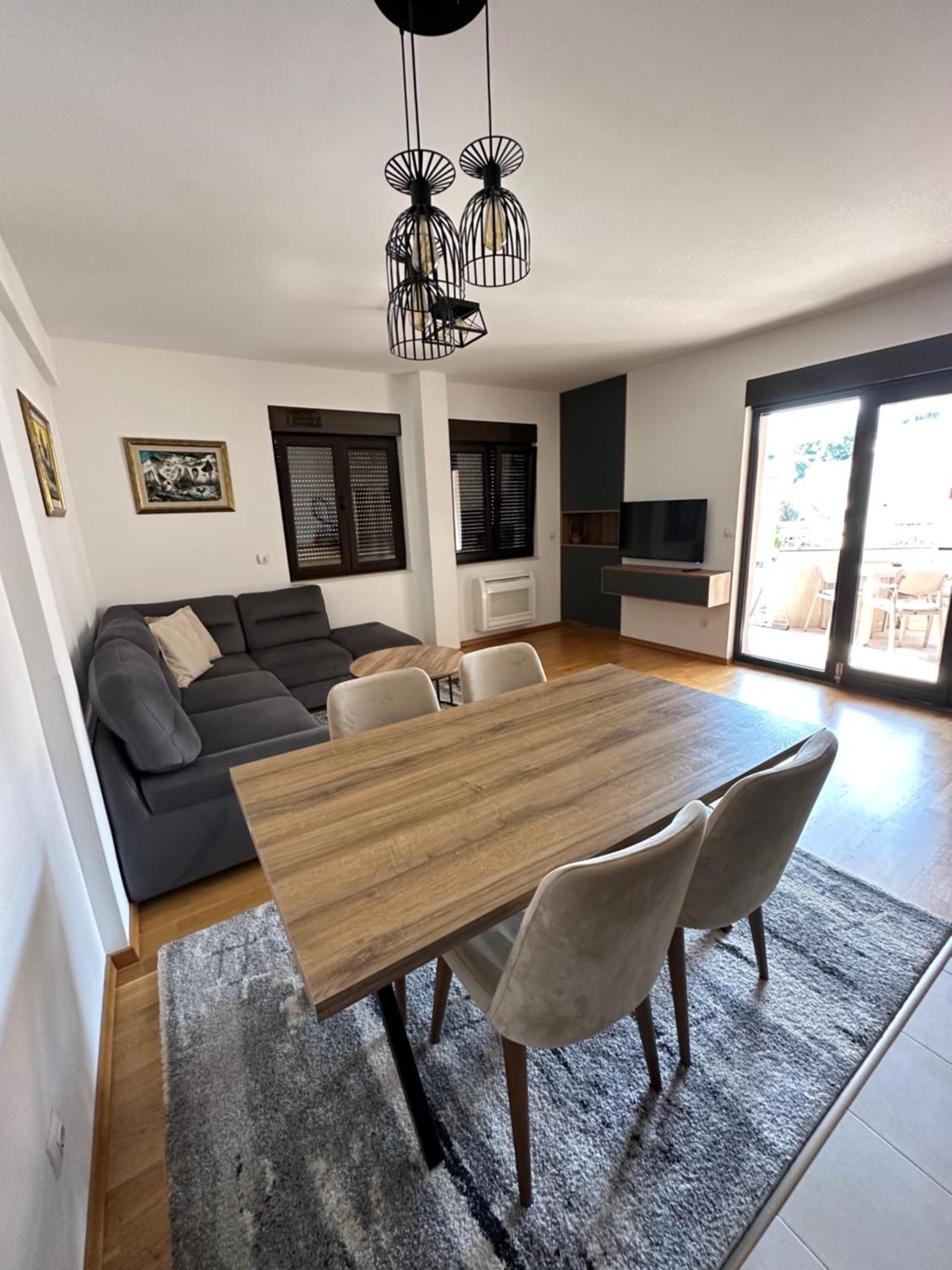 Apartmani Jedro Rafailovici Exterior photo
