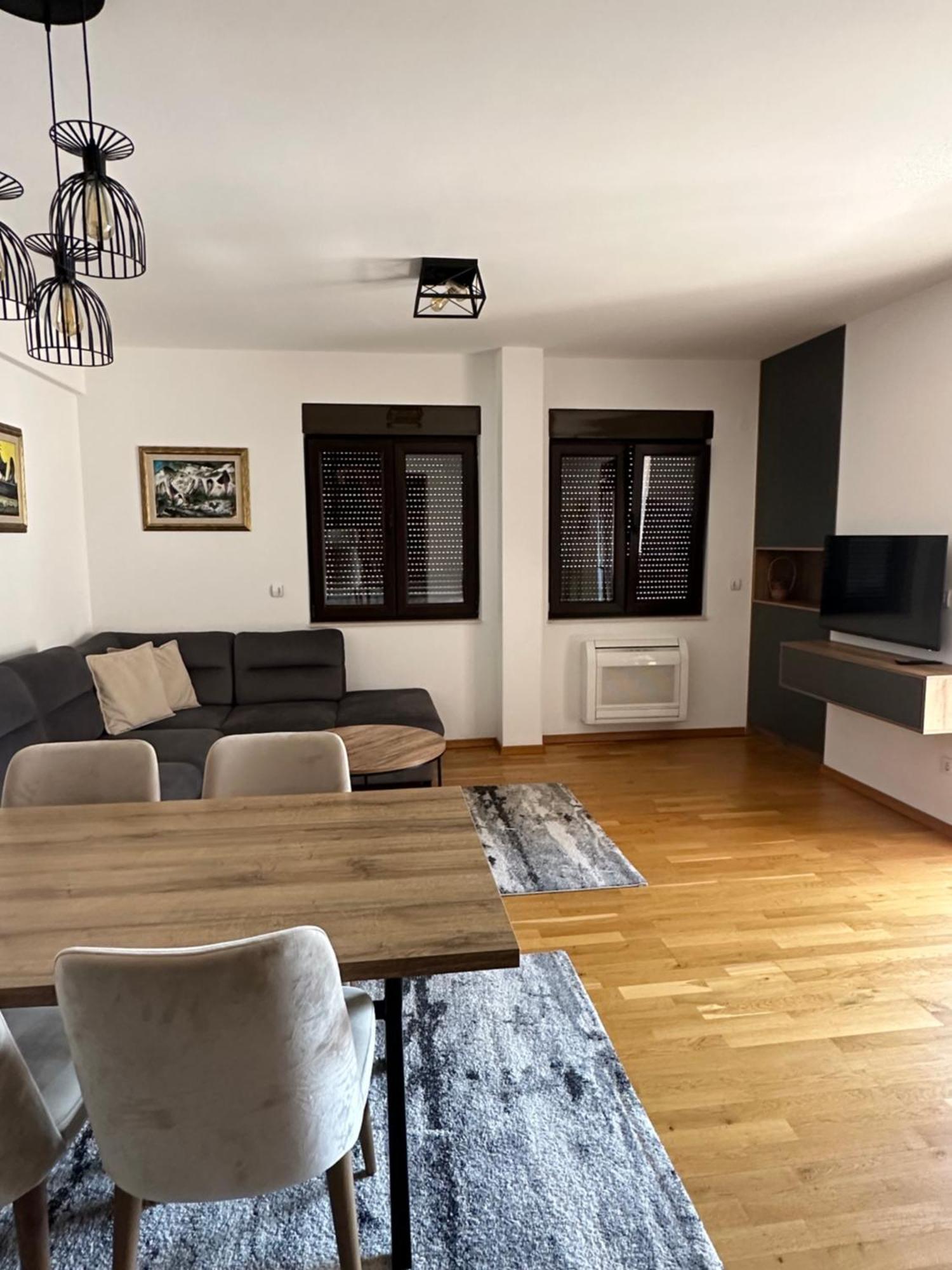Apartmani Jedro Rafailovici Exterior photo